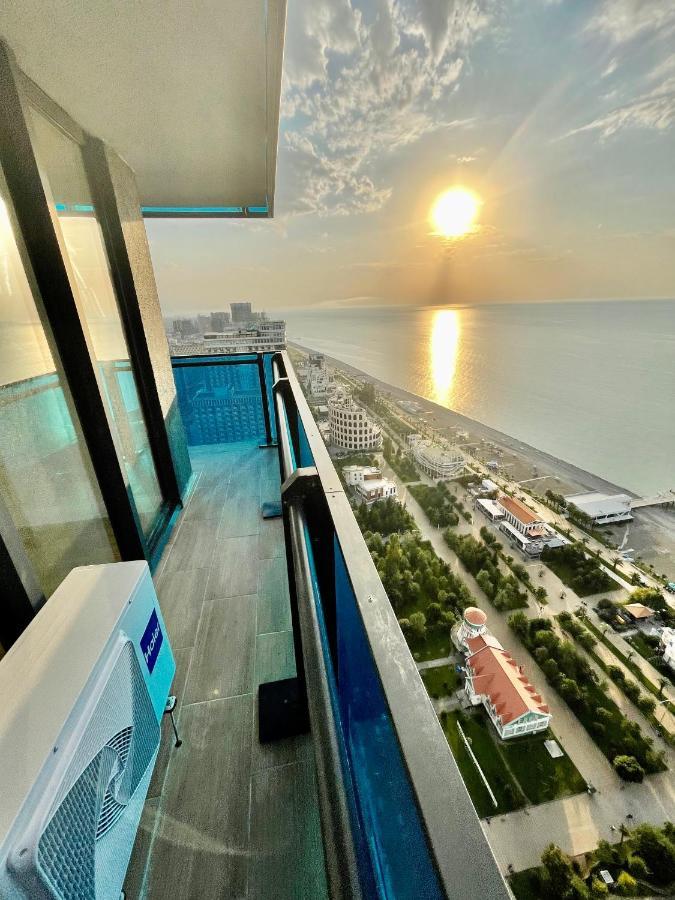 Panorama Aparthotel Orbi City Батуми Экстерьер фото