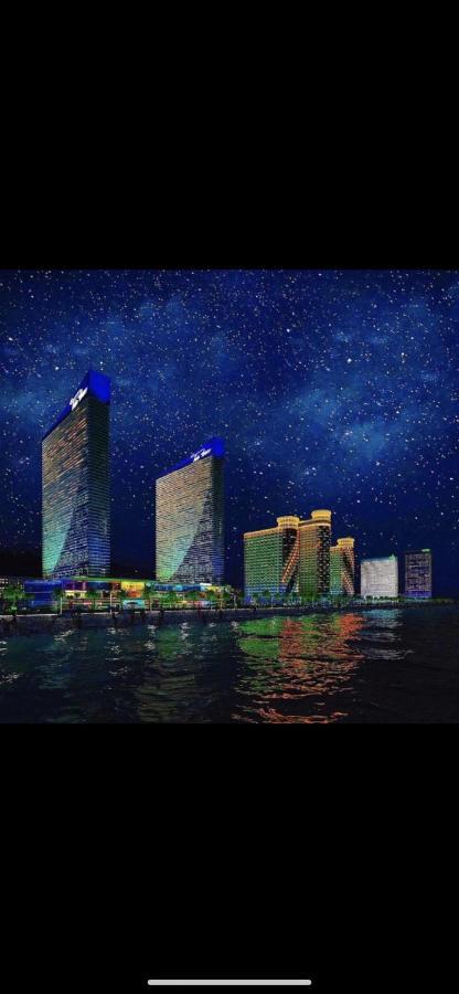 Panorama Aparthotel Orbi City Батуми Экстерьер фото