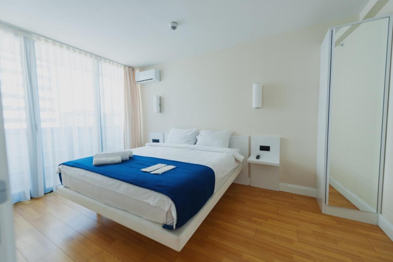 Panorama Aparthotel Orbi City Батуми Экстерьер фото
