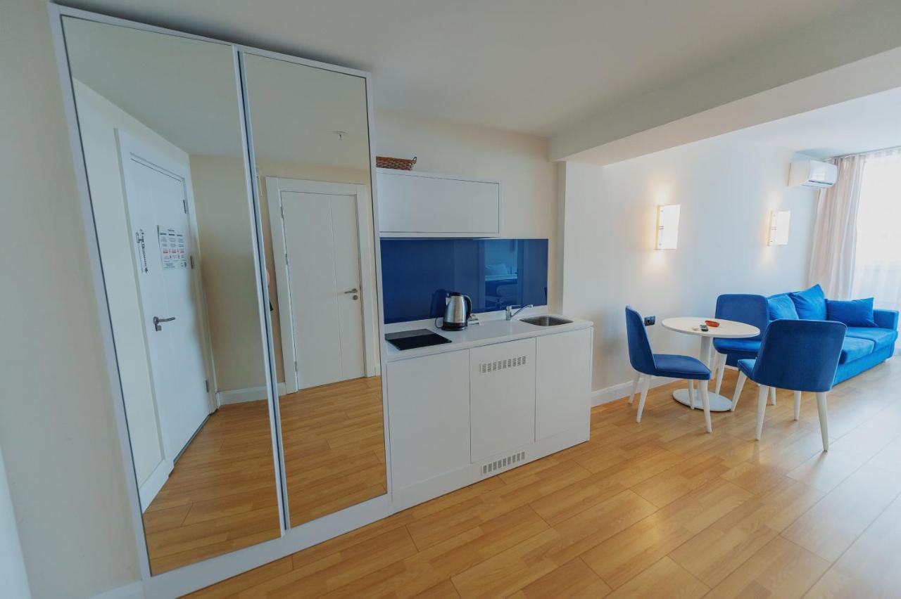 Panorama Aparthotel Orbi City Батуми Экстерьер фото